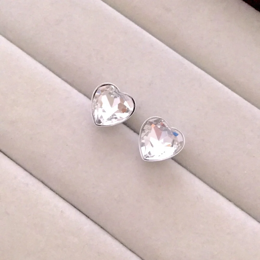 Classic Clear Diamond Crystal Heart Earrings